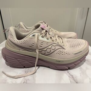 Saucony Women’s Guide 18